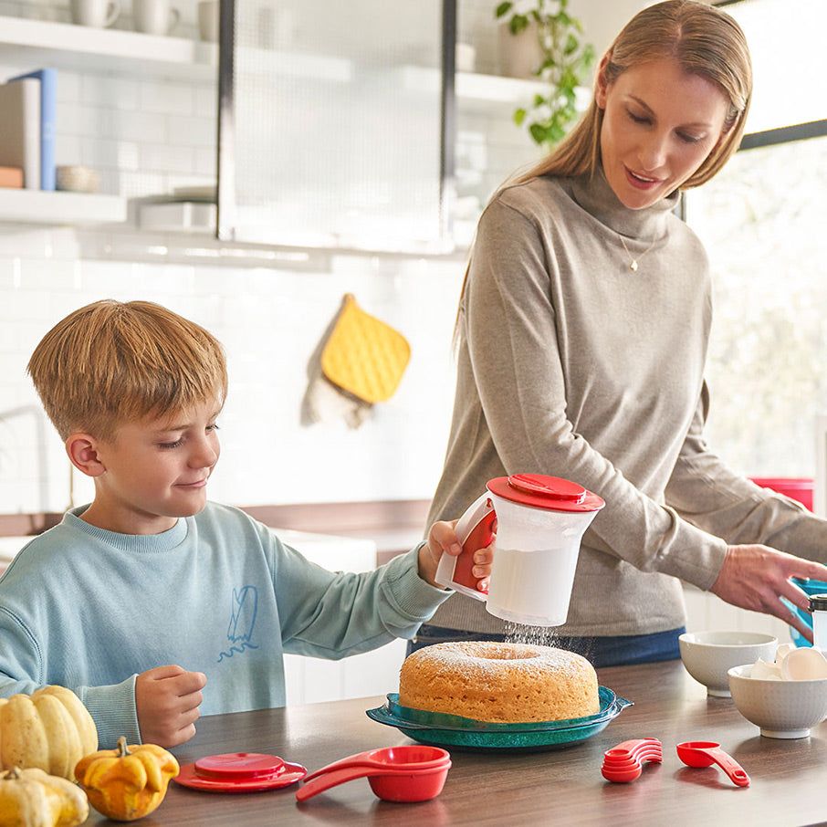 Baking Tupperware Sift 'N Store Chili | 05378-FYZT