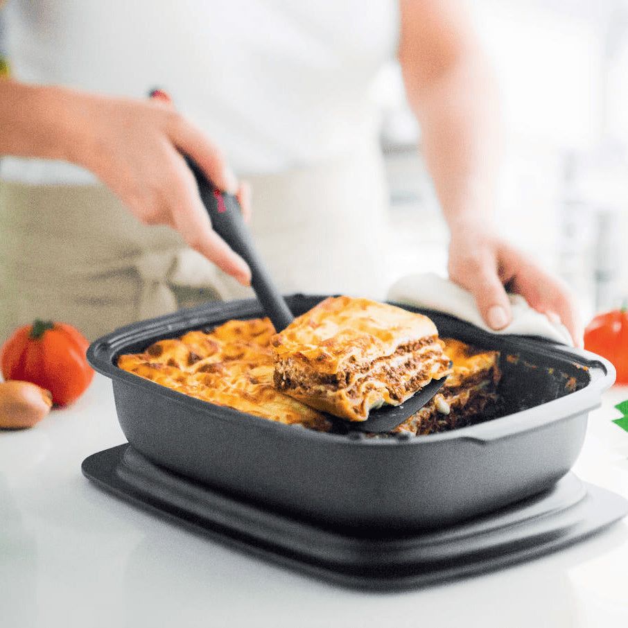 Baking Tupperware Ultrapro 3.5-qt./3.3 L Lasagna Pan With Cover | 39075-MXDY