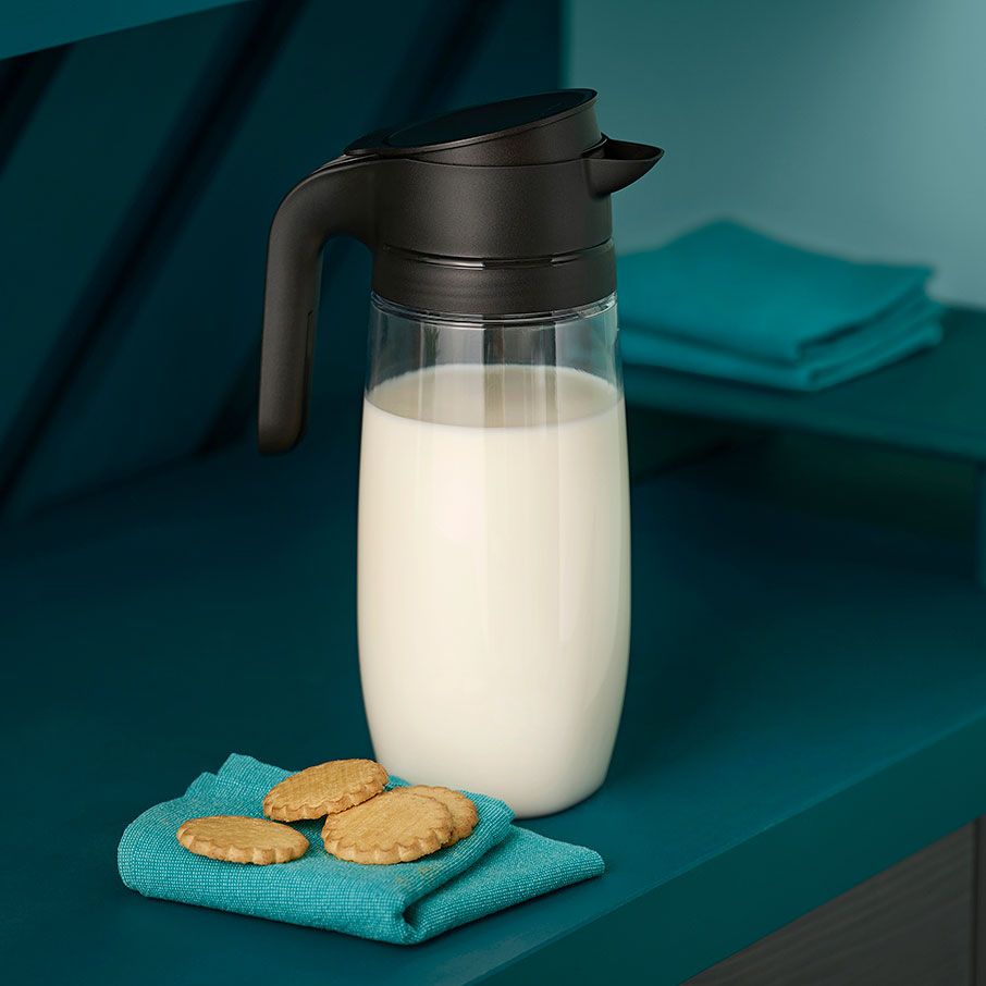 Drinkware Tupperware Clearly Elegant Pitcher Black | 25763-AVYB