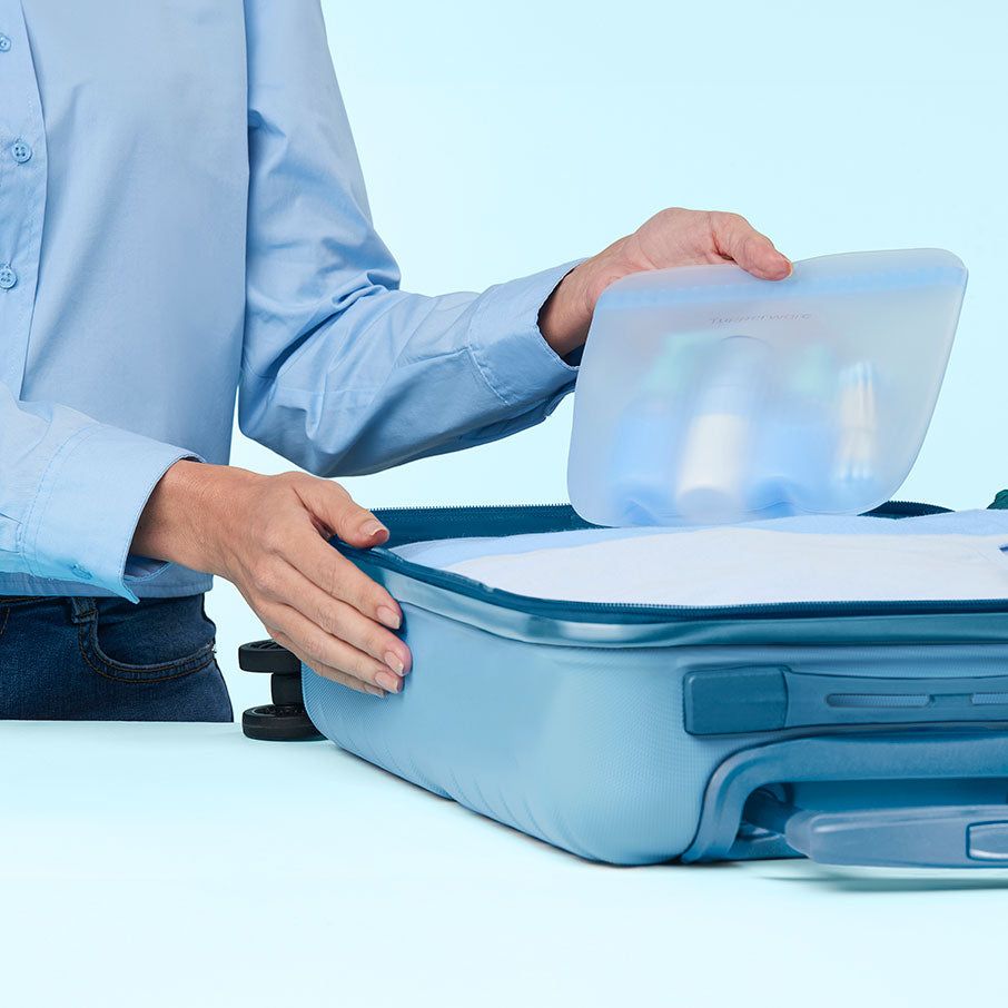 Lunch and Snacks Tupperware Ultimate Silicone Slim Bag Medium Turquoise | 13724-GZXP