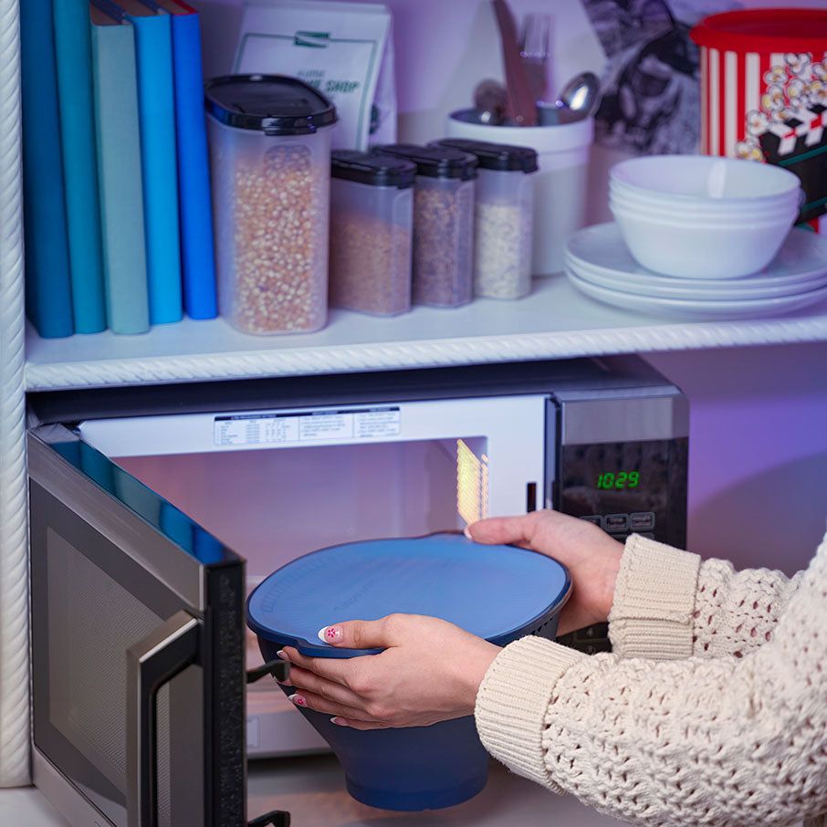 Microwave Cooking Tupperware Wow Movie Night Pack Blue / Black / White | 61892-MBNY