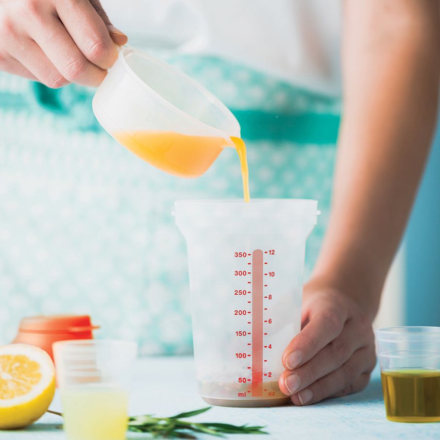 Mixing Bowls and Measuring Tupperware All-in-one Shaker Red | 02157-SPZY