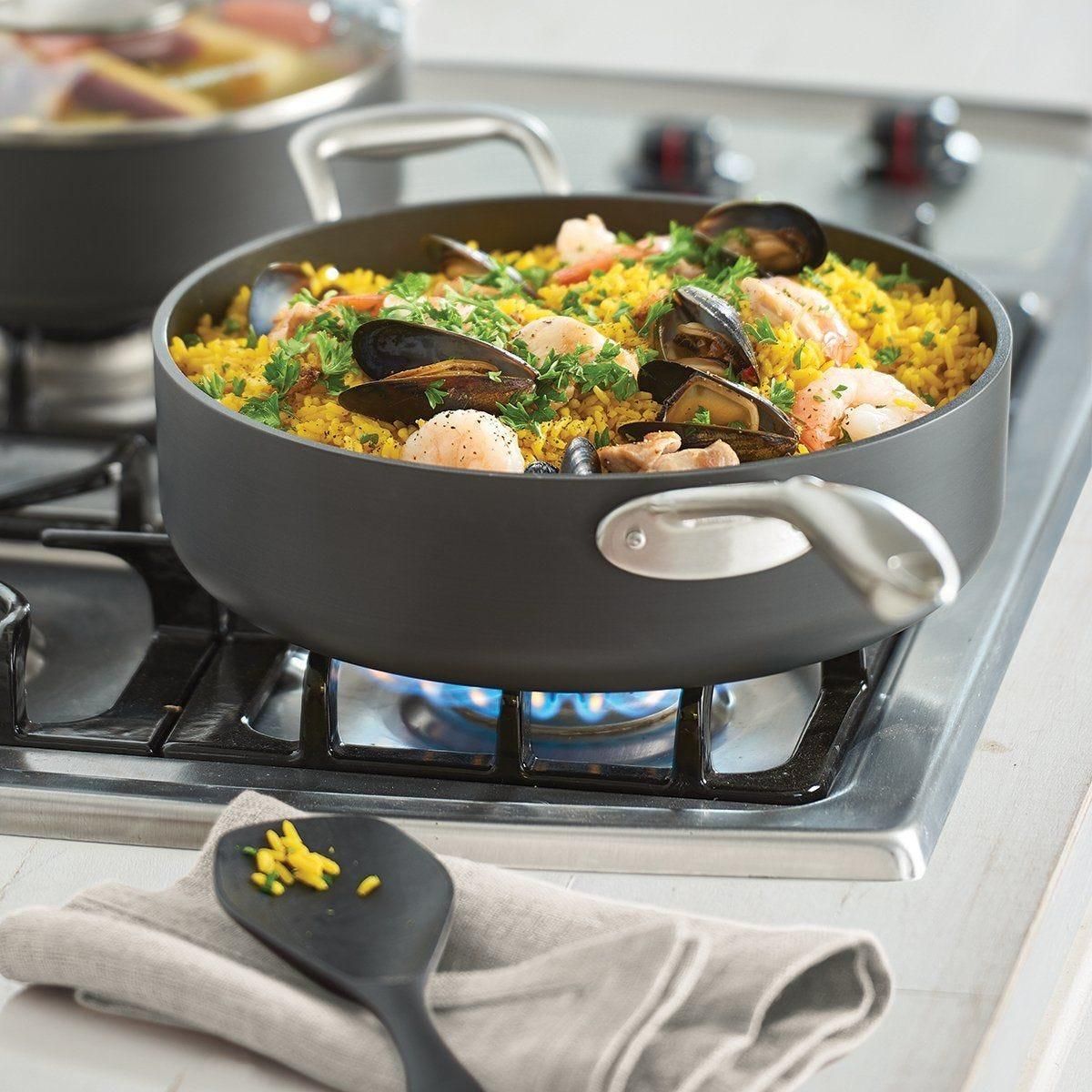 Oven and Stovetop Cooking Tupperware Chef Series Ii 5-qt./4.8 L Sauteuse With Glass Cover | 64193-NDIQ