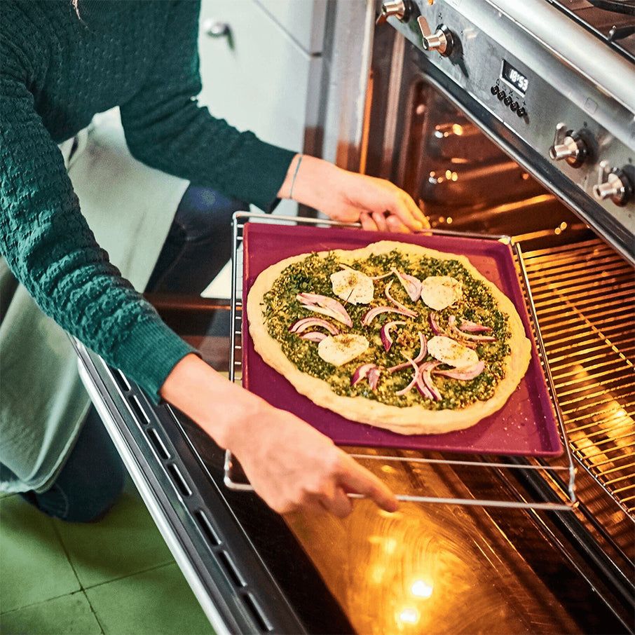 Oven and Stovetop Cooking Tupperware Silicone Baking Sheet With Rim Purple Cabbage | 71802-OTMI